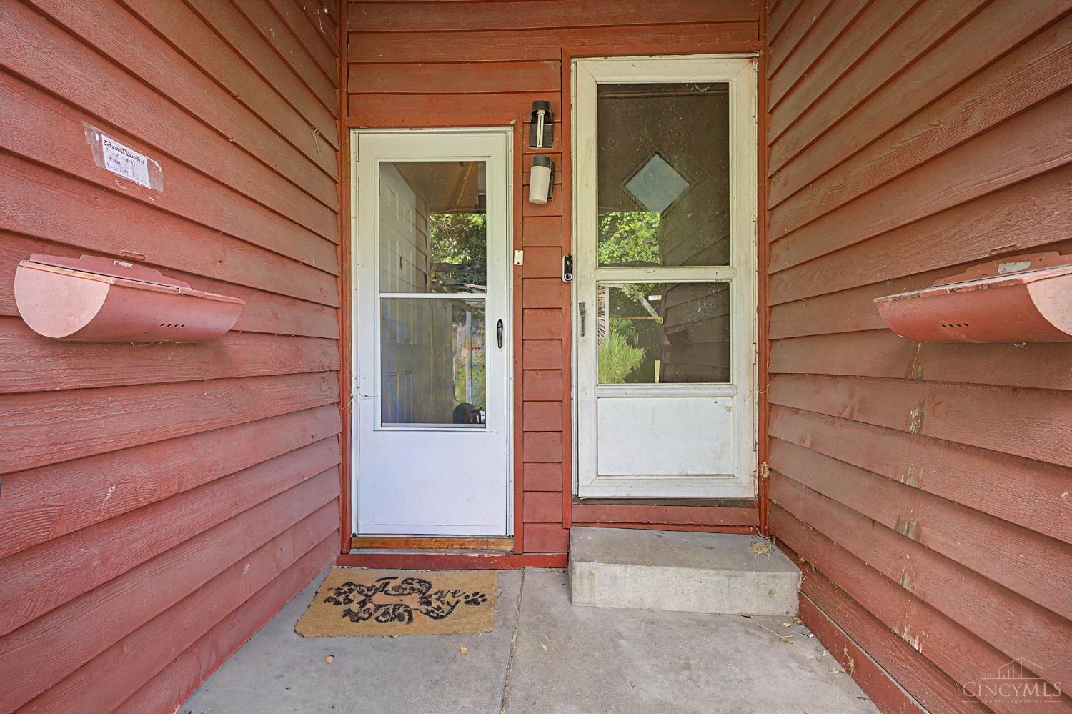 1246 Quebec Road Cincinnati, OH 45205 - Photo 18 of 40