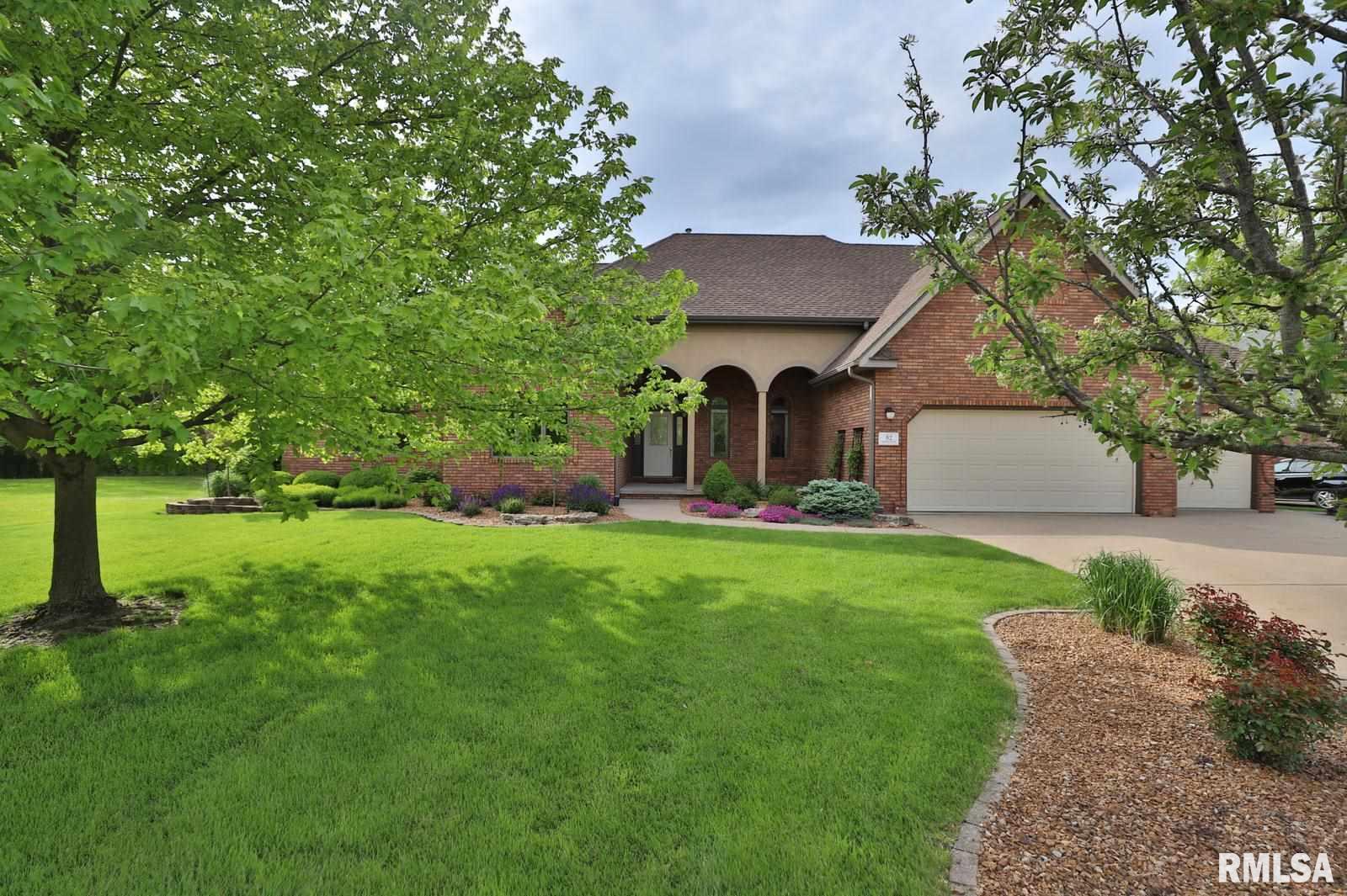 82 Diamond Point Morton, IL 61550 - Photo 4 of 50 Gallery Image 4