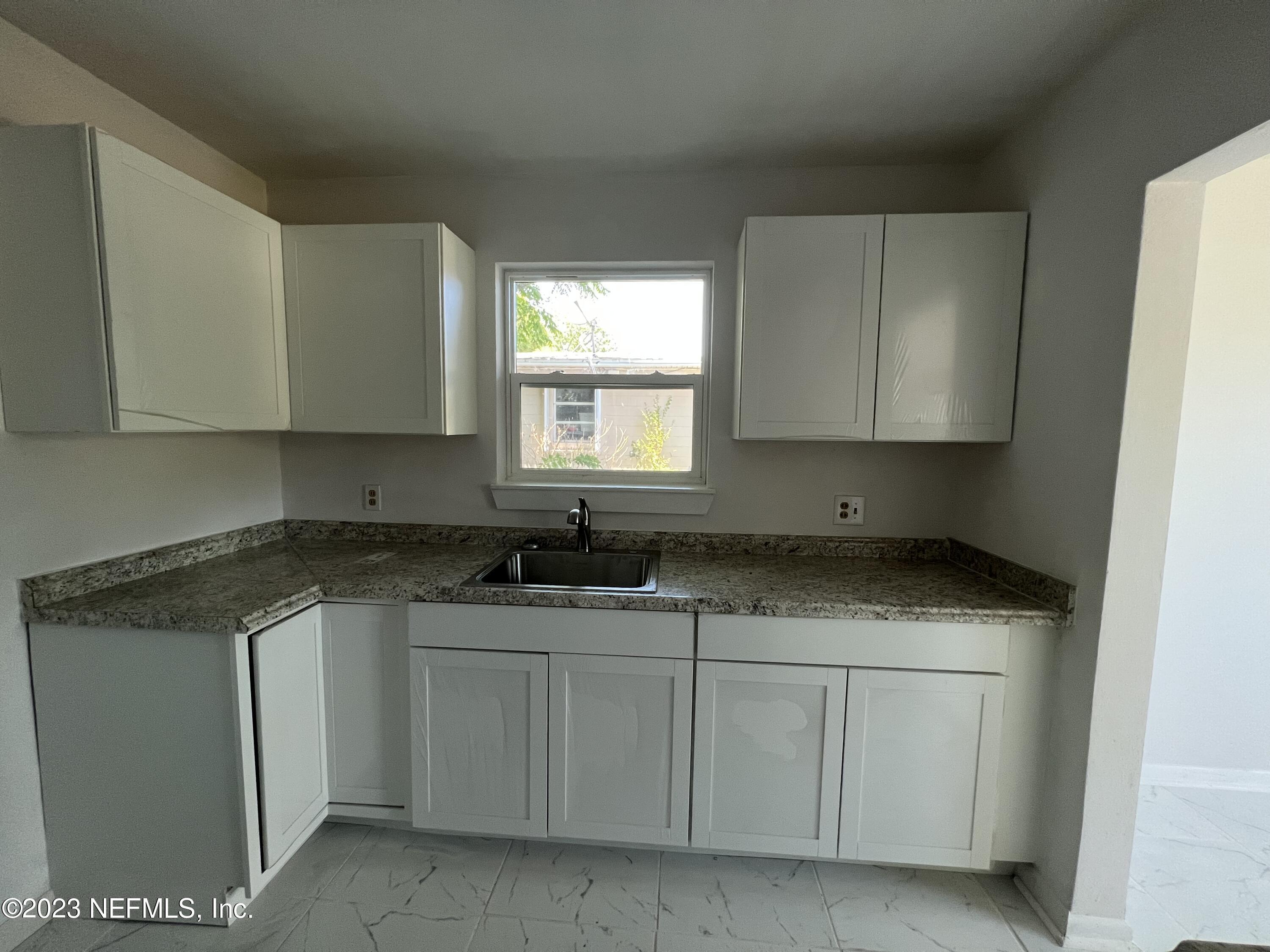 2820 Rogero Road Jacksonville, FL 32277 - Photo 15 of 55 IMG_0822