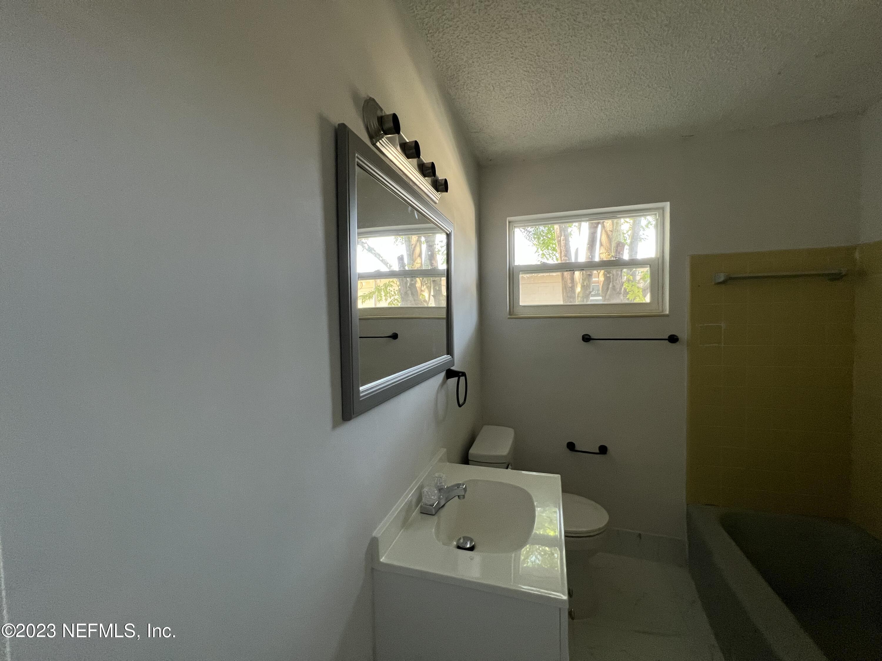 2820 Rogero Road Jacksonville, FL 32277 - Photo 18 of 55 IMG_0825