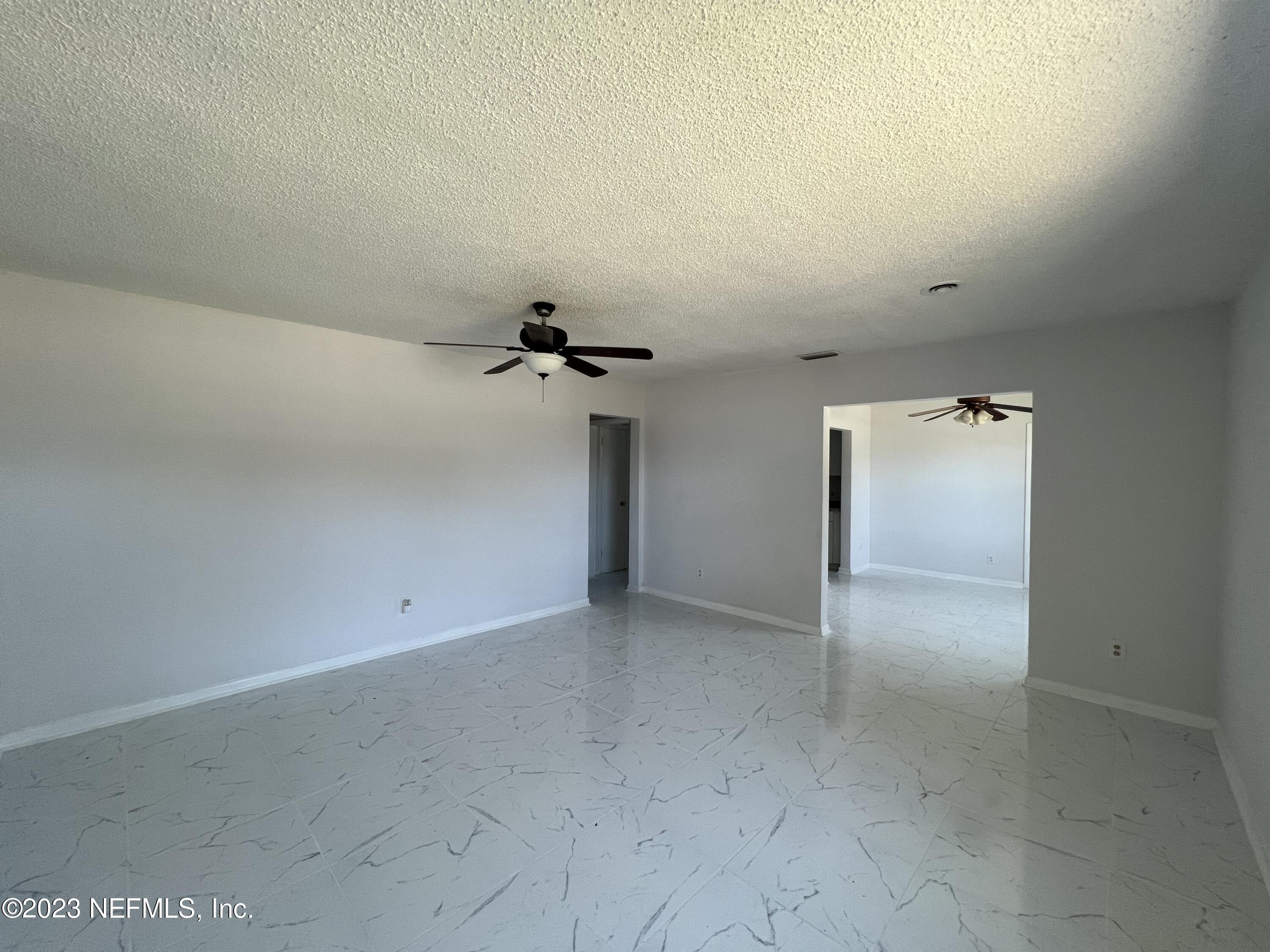 2820 Rogero Road Jacksonville, FL 32277 - Photo 5 of 55 IMG_0812