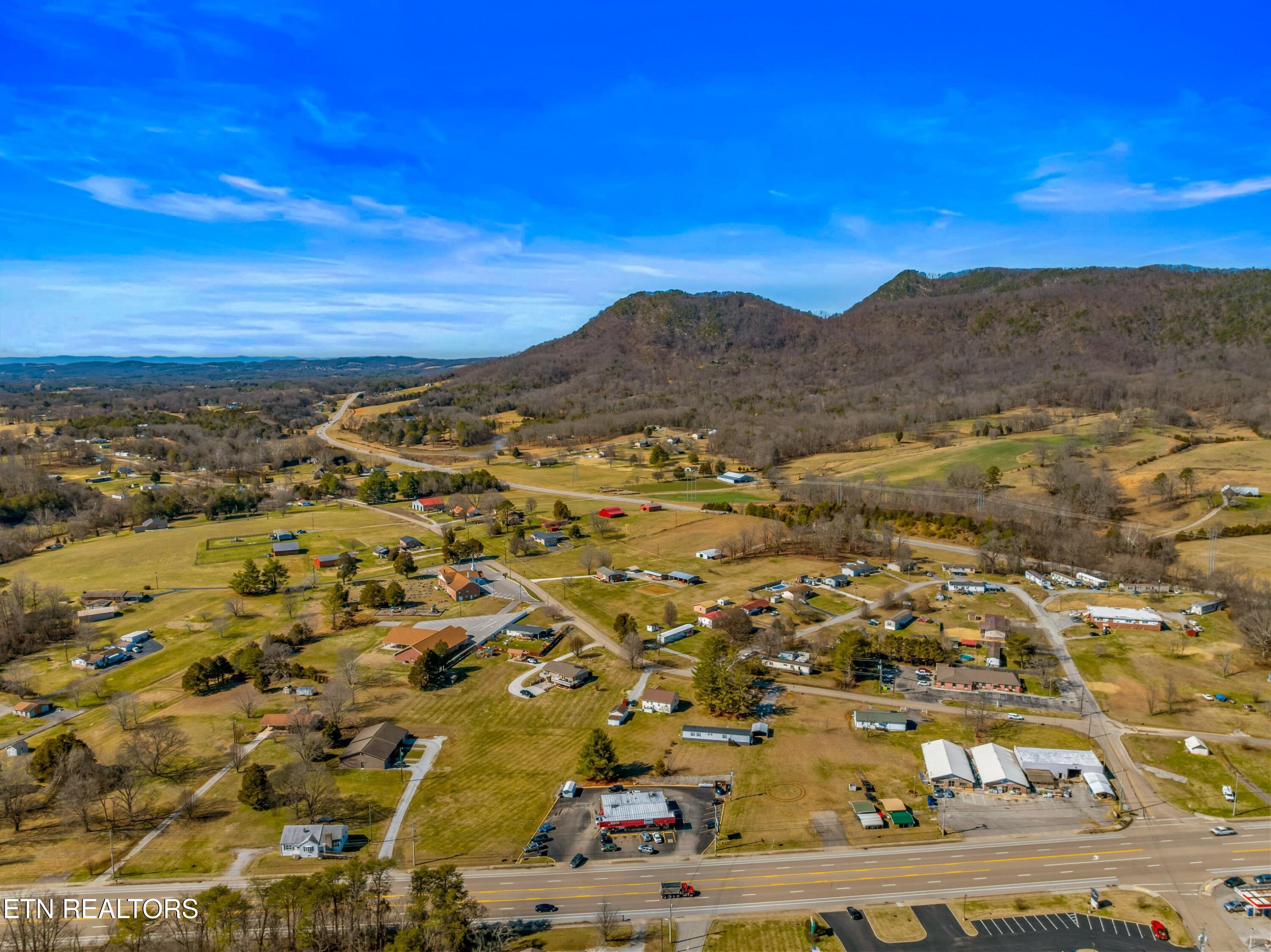 228 Old Rutledge Pike Blaine, TN 37709 - Photo 32 of 39 057-228OldRutledgePike-Blaine-TN-37709-S