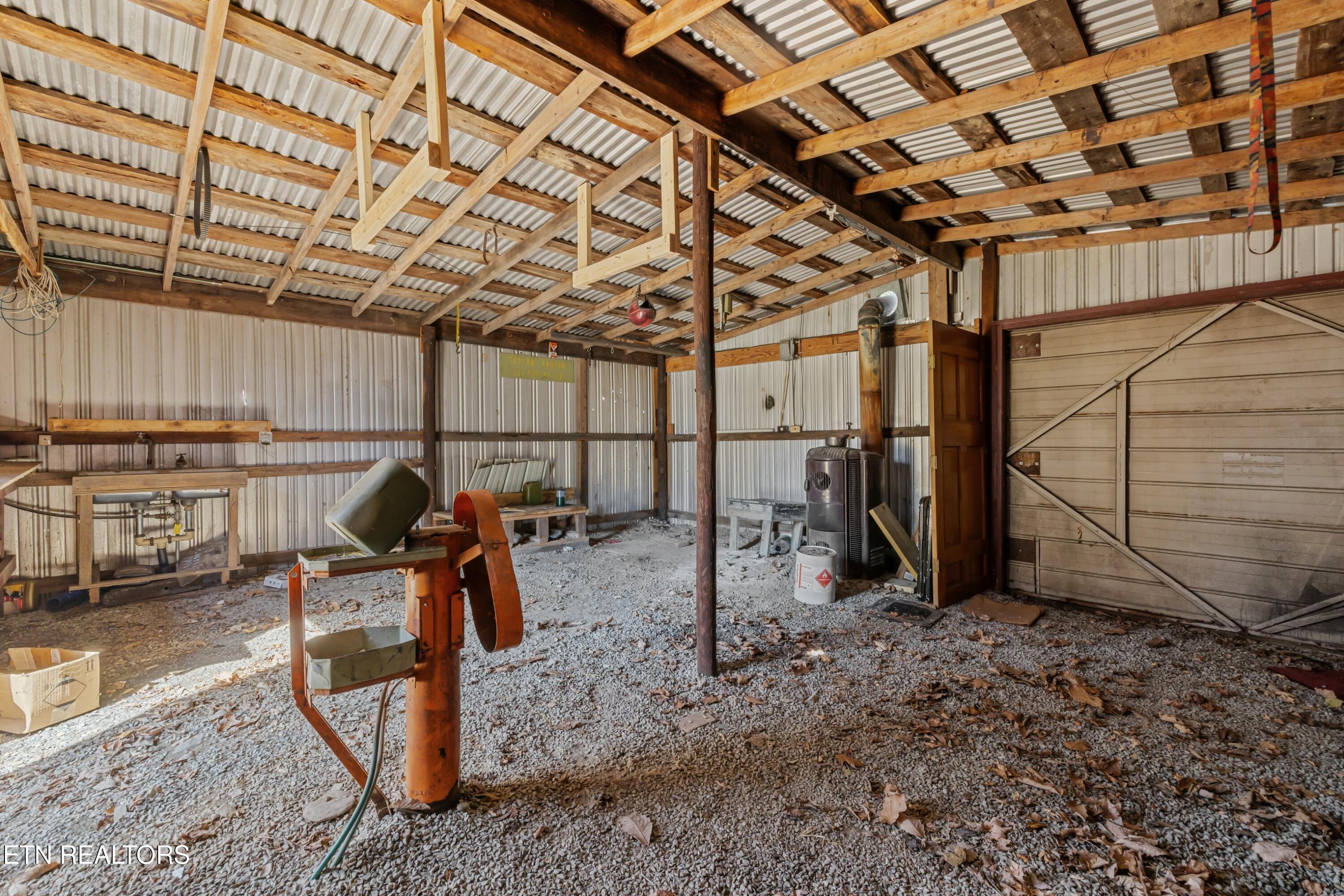 228 Old Rutledge Pike Blaine, TN 37709 - Photo 36 of 39 039-228OldRutledgePike-Blaine-TN-37709-S