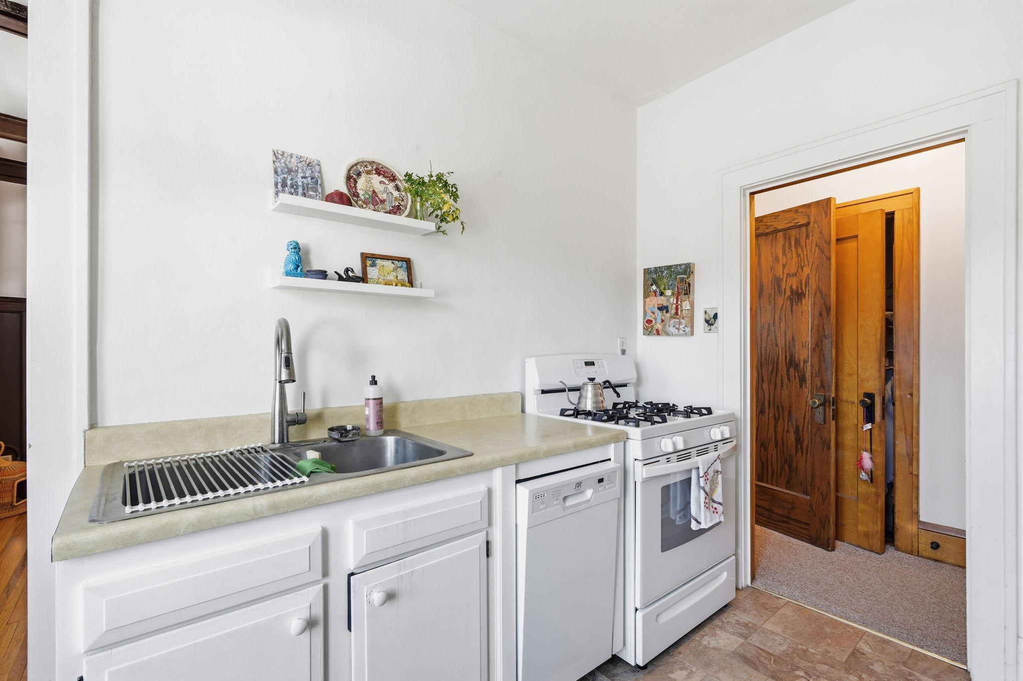 1485 Portland Avenue St. Paul, MN 55104 - Photo 10 of 82