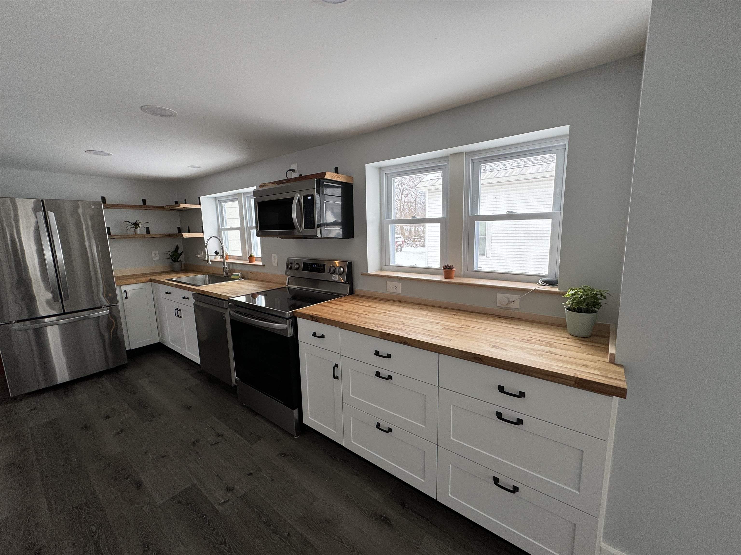 8 Vernon Street Rutland, VT 05701 - Photo 19 of 25