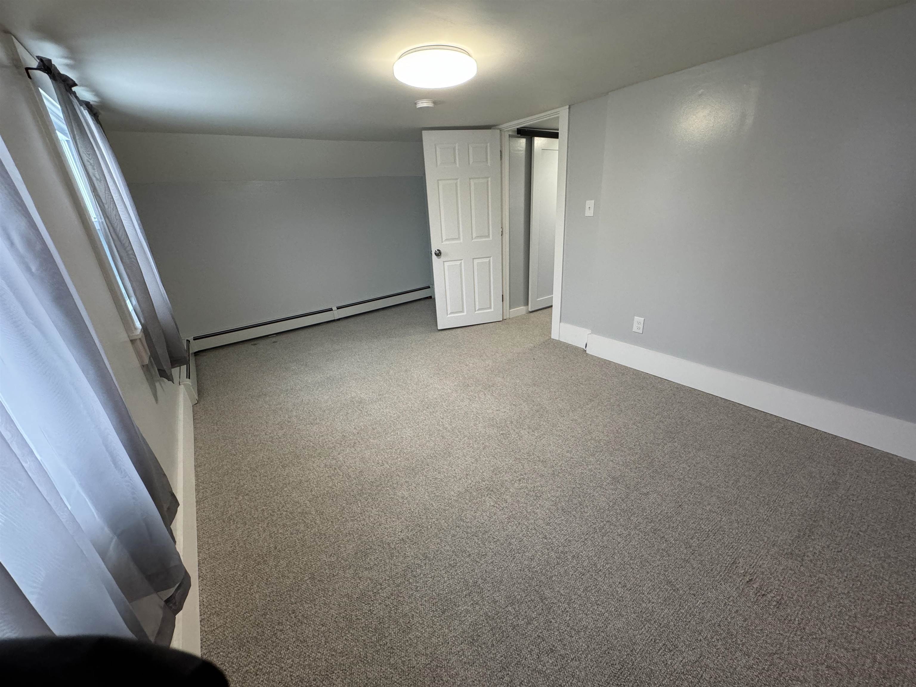 8 Vernon Street Rutland, VT 05701 - Photo 8 of 25