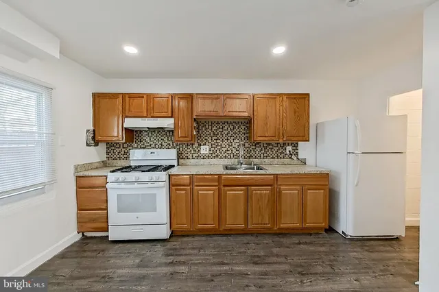 $220,000 | 8509 Pioneer Drive, Severn, MD 21144