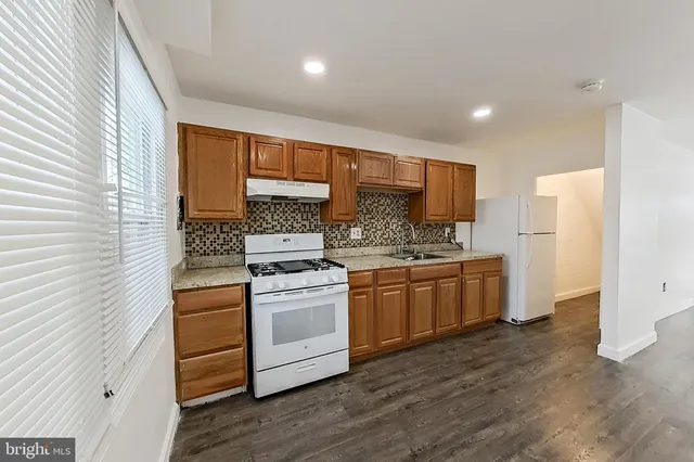 $220,000 | 8509 Pioneer Drive, Severn, MD 21144