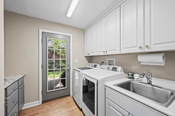 $950,000 | 508 West Marion Street, Prospect Heights, IL 60070