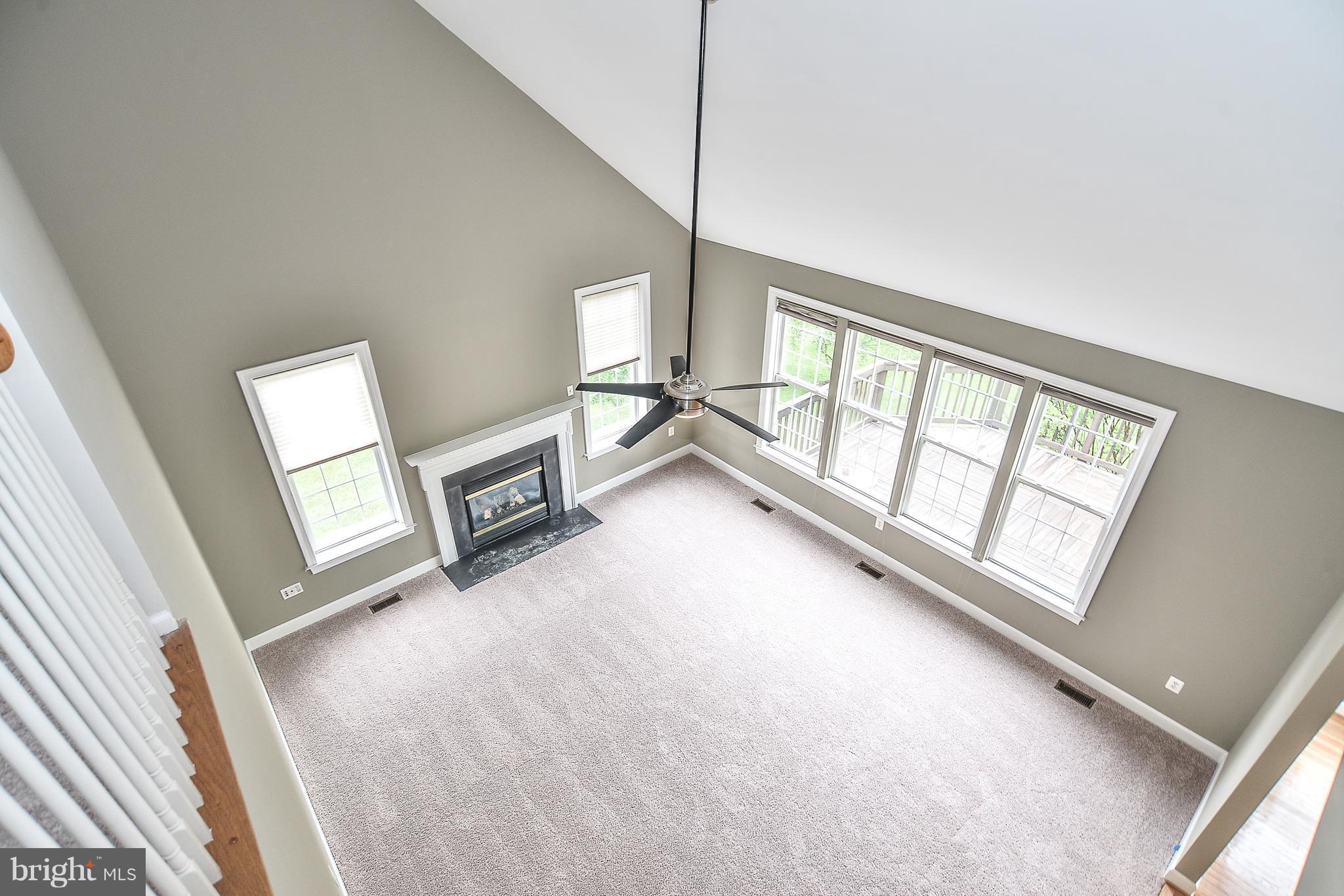3910 Pender Spring Drive Fairfax, VA 22033 - Photo 11 of 29 2 story Family Room
