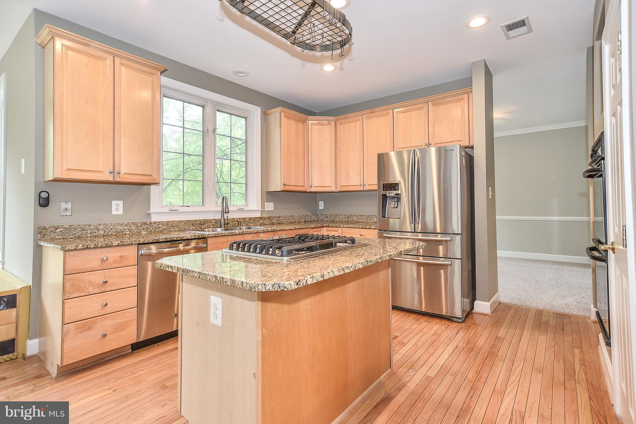 3910 Pender Spring Drive Fairfax, VA 22033 - Photo 13 of 29 Kitchen