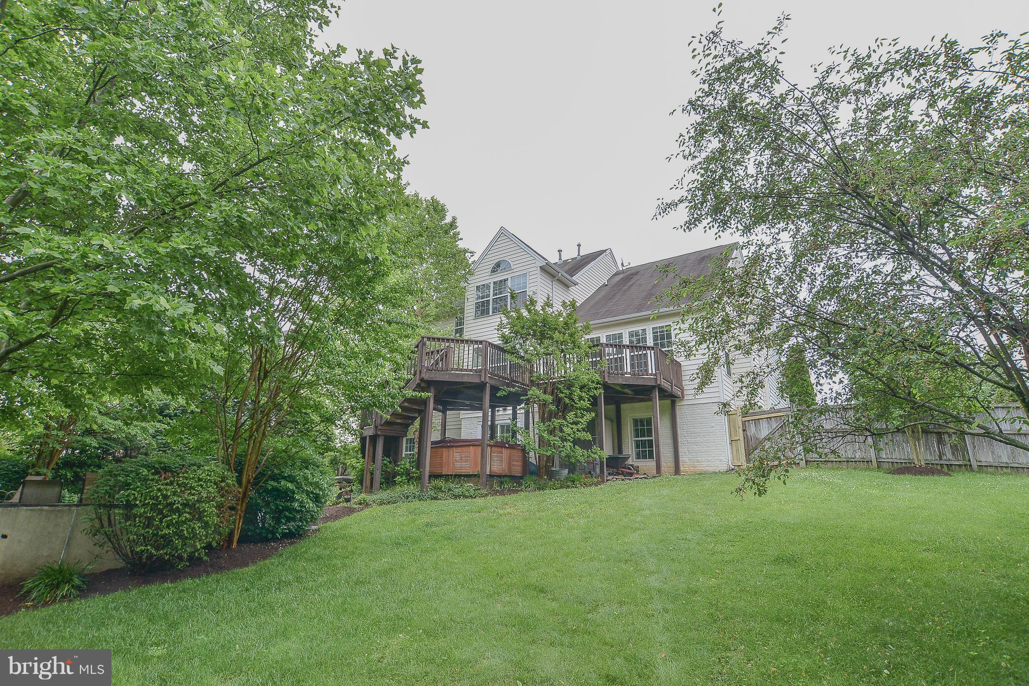 3910 Pender Spring Drive Fairfax, VA 22033 - Photo 24 of 29 Rear of Home