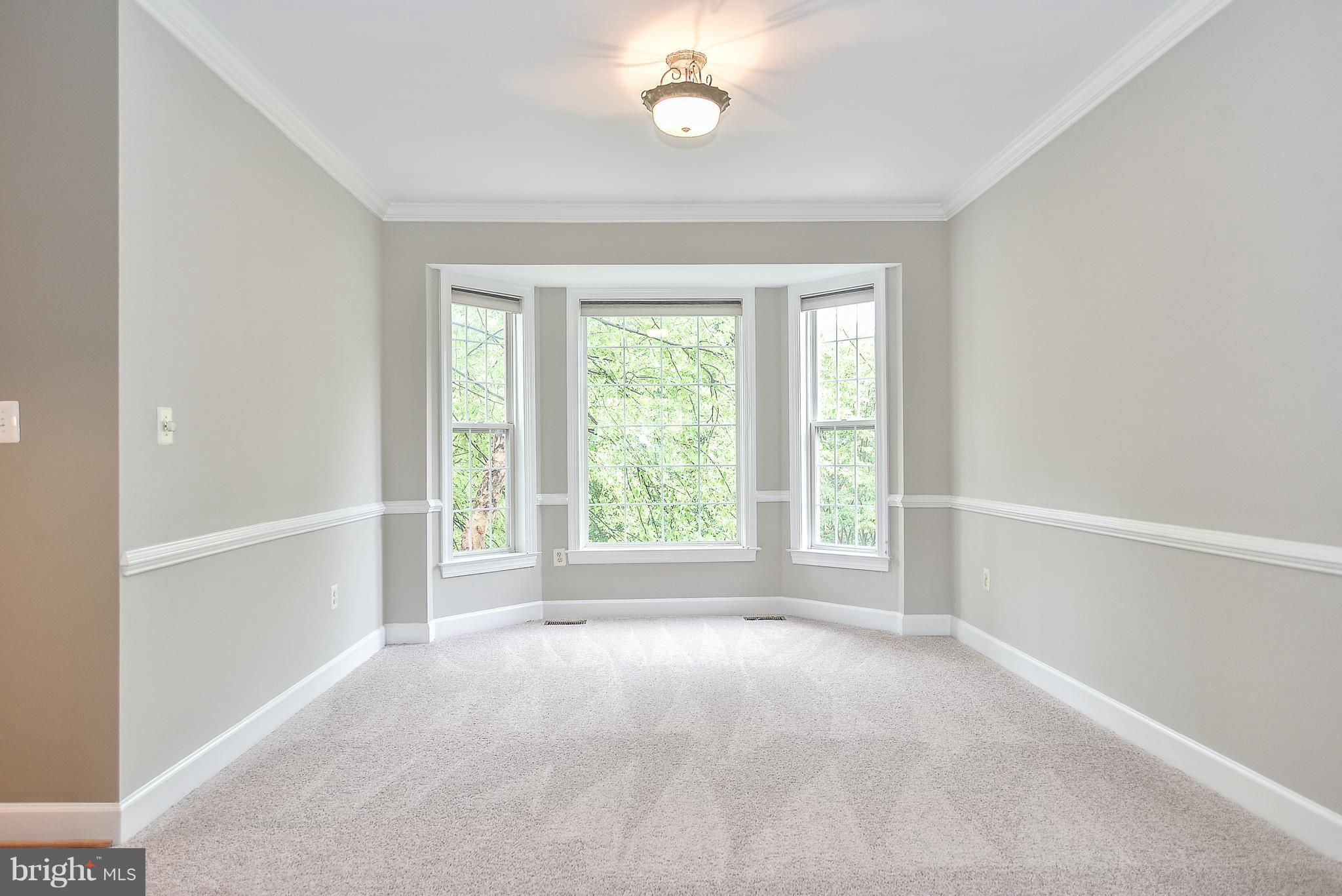 3910 Pender Spring Drive Fairfax, VA 22033 - Photo 6 of 29 Dining Room