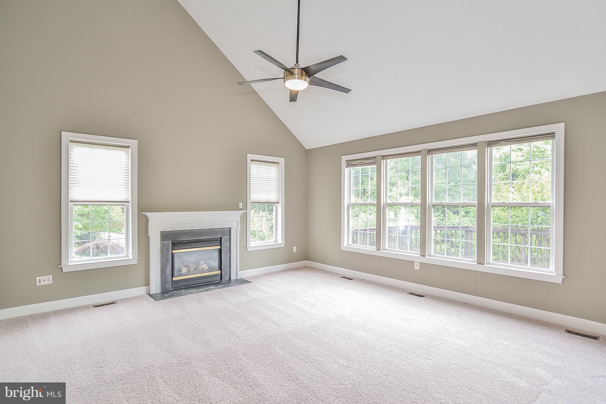 3910 Pender Spring Drive Fairfax, VA 22033 - Photo 8 of 29 Family Room