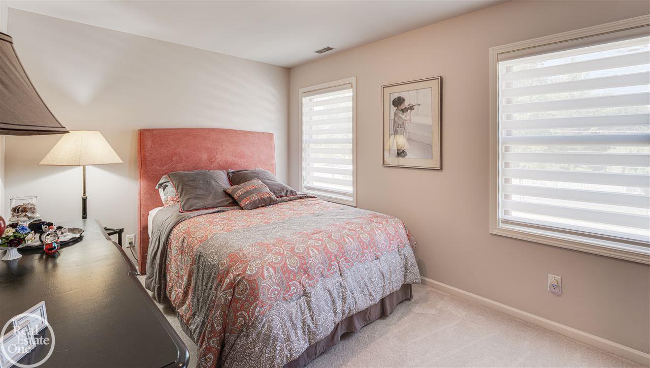 721 South Livernois Road Rochester, MI 48307 - Photo 16 of 31 50016113-15.JPG
