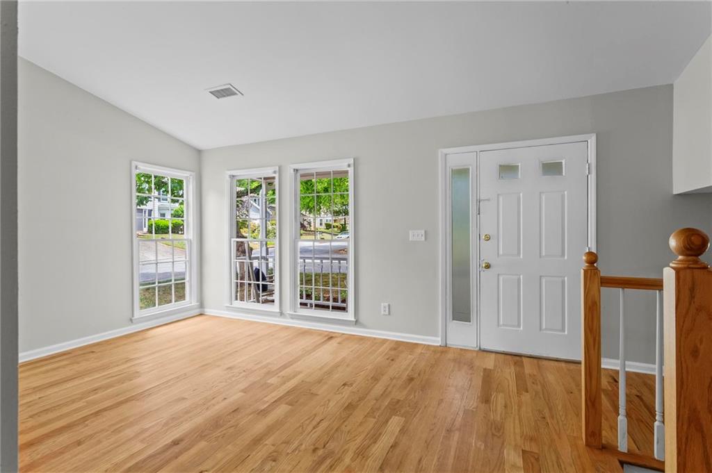 2771 Royal Bluff Decatur, GA 30030 - Photo 11 of 33