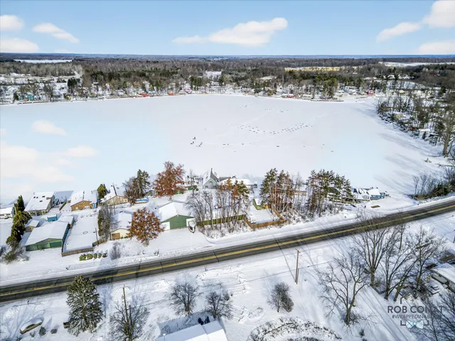 $445,000 | 411 South Rock Lake Drive, Vestaburg, MI 48891