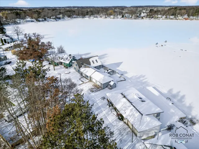 $445,000 | 411 South Rock Lake Drive, Vestaburg, MI 48891