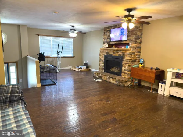$274,900 | 107 Joseph Crossing, Eleanor, WV 25070