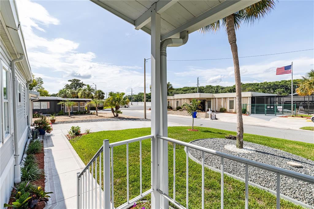 2611 Vindale Road Tavares, FL 32778 - Photo 5 of 43