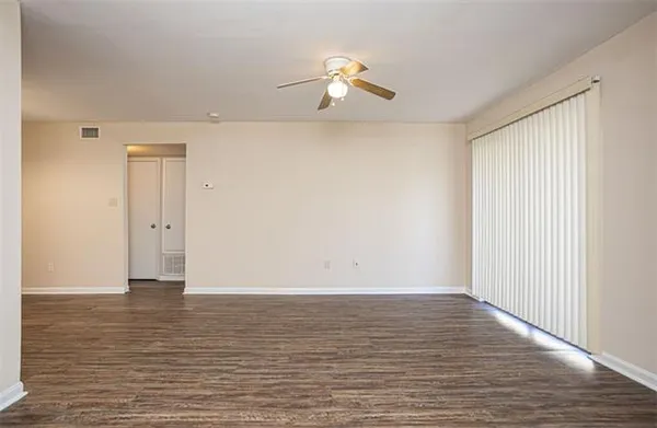 $982 | 7019 Crowder Boulevard, Unit 143, New Orleans, LA 70127