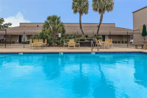 $982 | 7019 Crowder Boulevard, Unit 143, New Orleans, LA 70127
