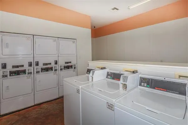 $982 | 7019 Crowder Boulevard, Unit 143, New Orleans, LA 70127