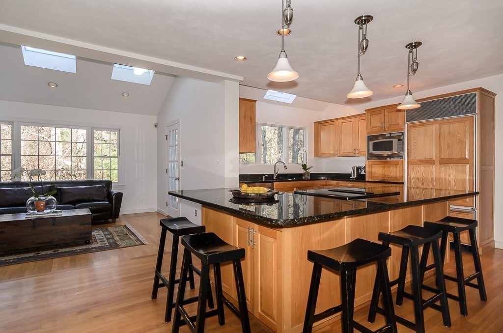 7 Village Hill Road Dover, MA 02030 - Photo 9 of 26 Gallery Image 9