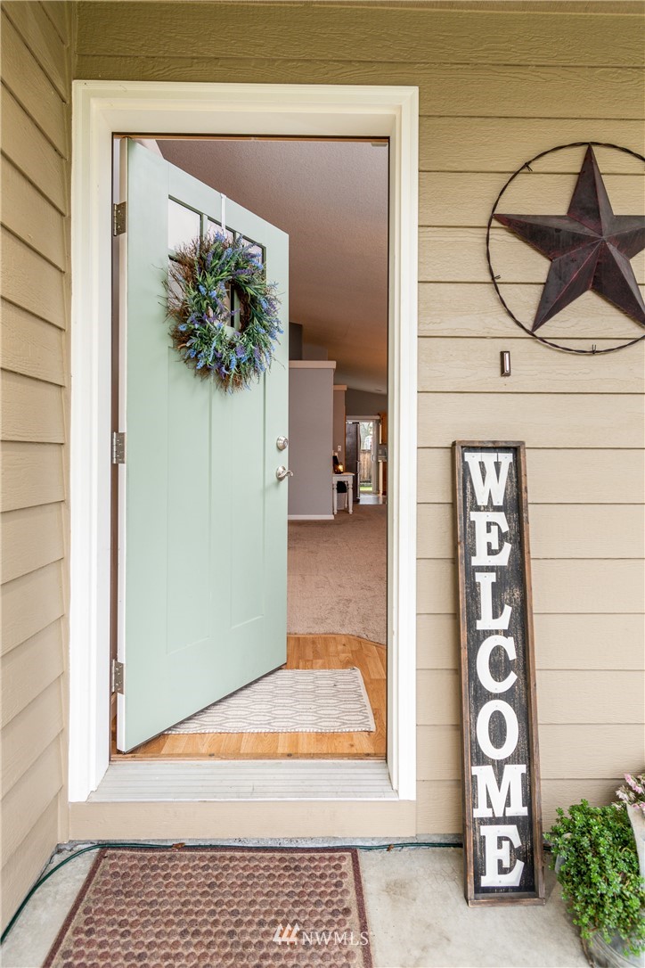 2111 Grove Street Longview, WA 98632 - Photo 3 of 26 a view of a door and a window