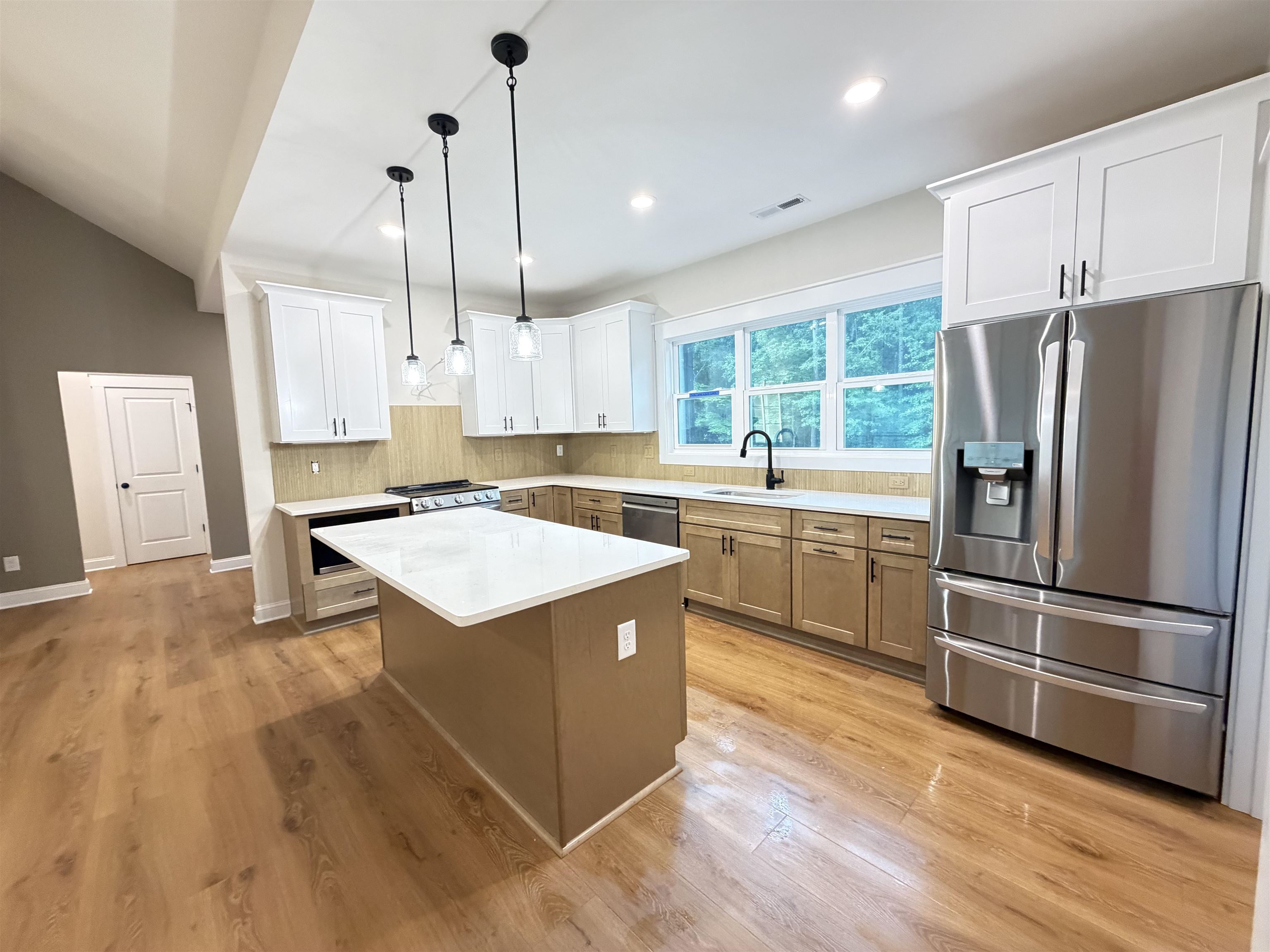 236 State Rd S-42-1883 Chesnee, SC 29323 - Photo 2 of 40 Kitchen
