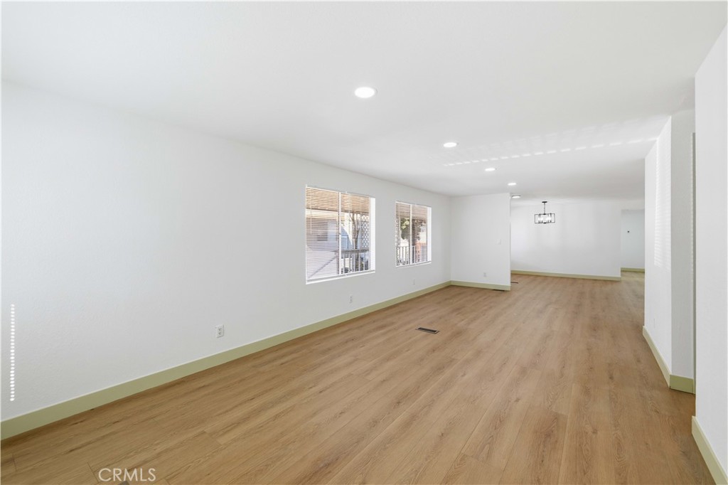 4444 East R Palmdale, CA 93552 - Photo 4 of 20