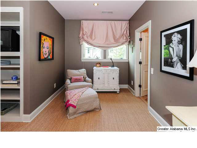 20 Woodhill Road Birmingham, AL 35213 - Photo 25 of 32