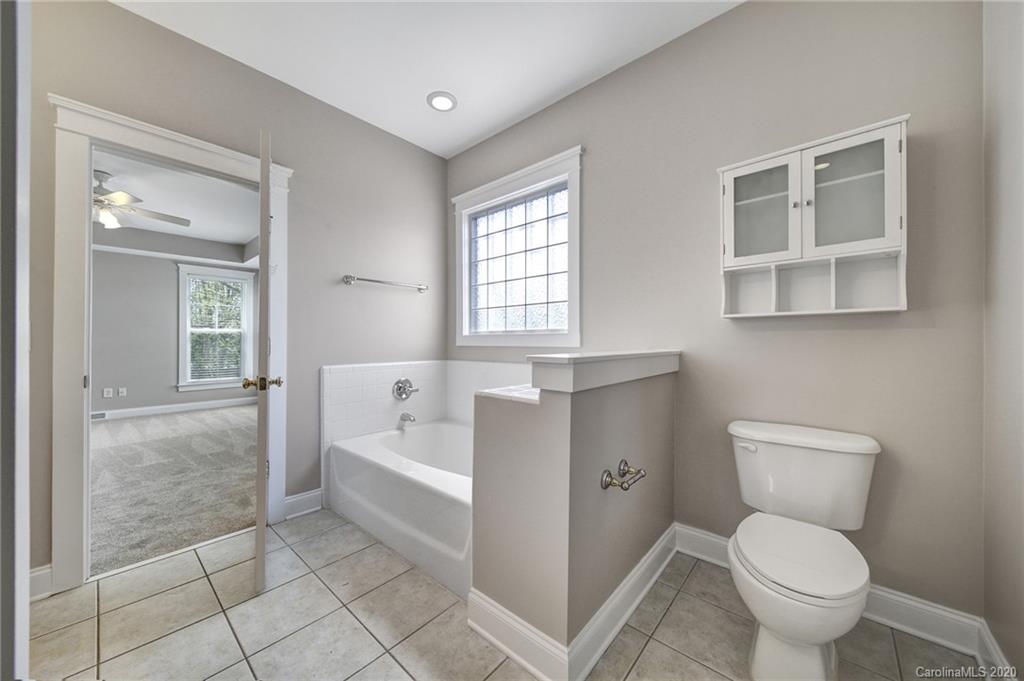 1040 Hunters Run Drive Tega Cay, SC 29708 - Photo 27 of 45
