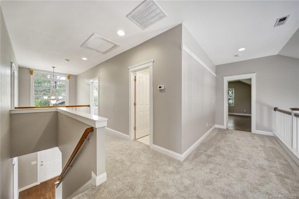1040 Hunters Run Drive Tega Cay, SC 29708 - Photo 28 of 45