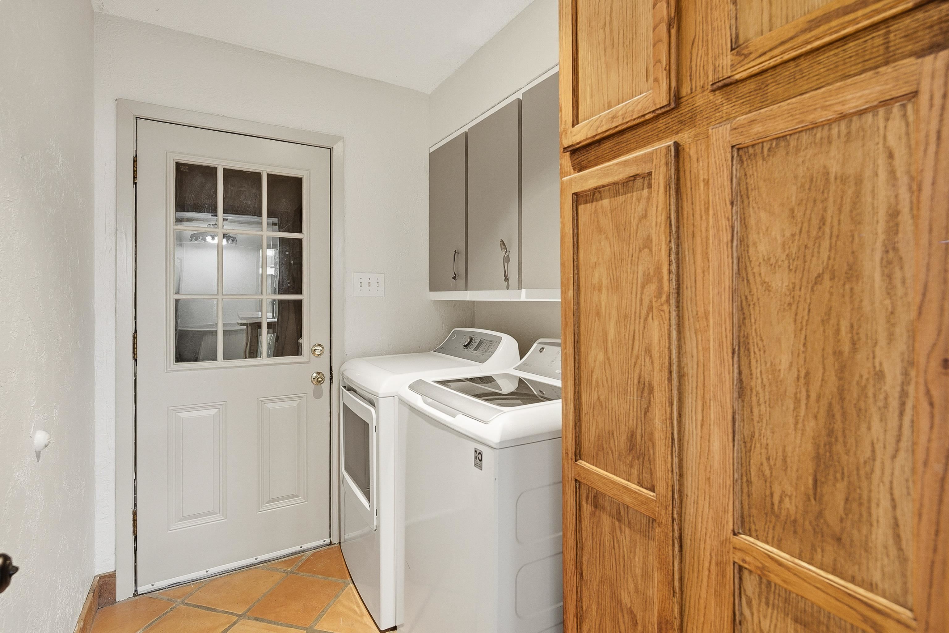 1833 New Riverdale Road Germantown, TN 38138 - Photo 16 of 40 a room with storage and utility