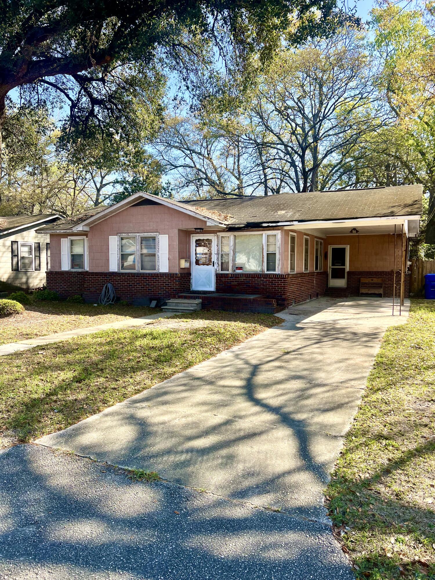 5516 Rio Street North Charleston, SC 29406 - Photo 3 of 38 IMG_5091