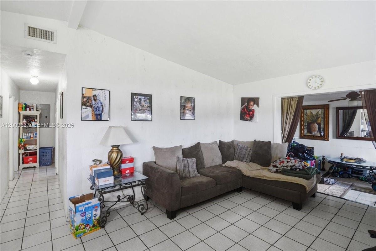 26801 Southwest 144th Court Homestead, FL 33032 - Photo 11 of 34