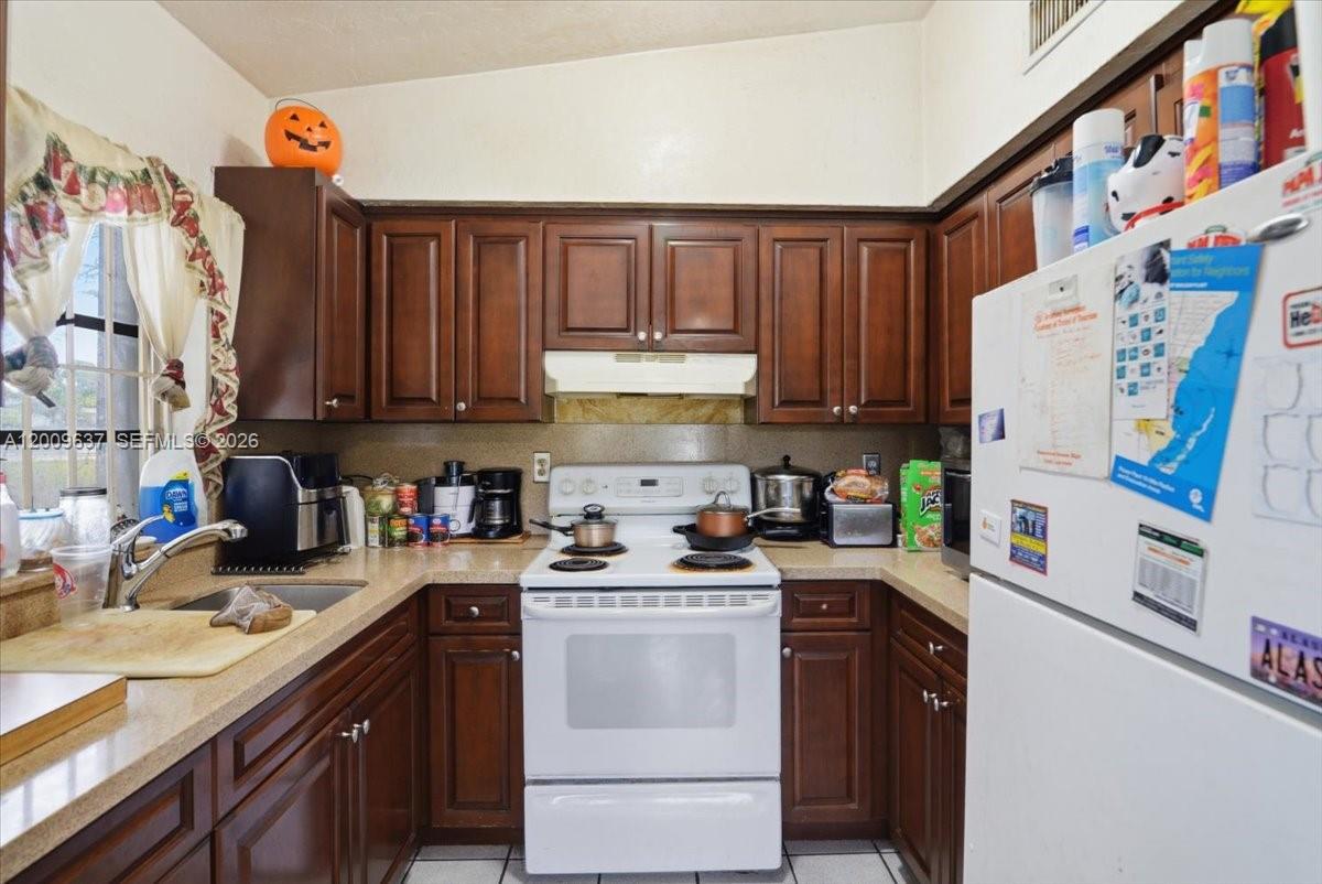 26801 Southwest 144th Court Homestead, FL 33032 - Photo 17 of 34