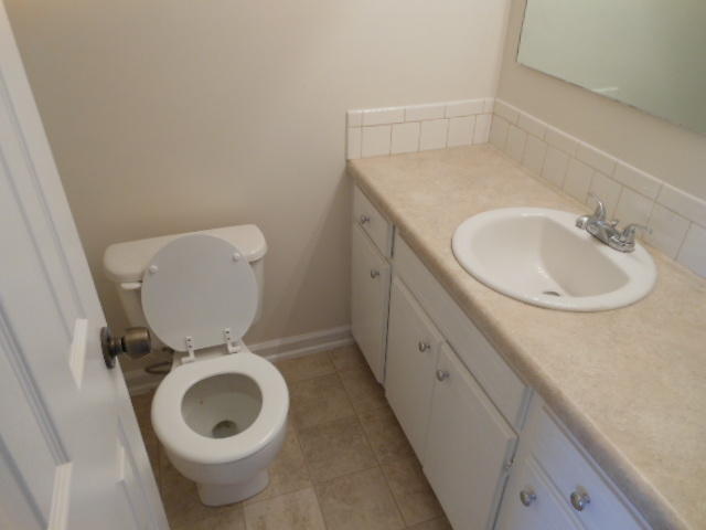7633 Oldridge Road North Charleston, SC 29418 - Photo 2 of 10 Oldridge 2