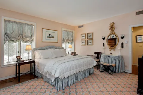 $1,495,000 | 531 North Mayflower Road, Unit 531, Lake Forest, IL 60045