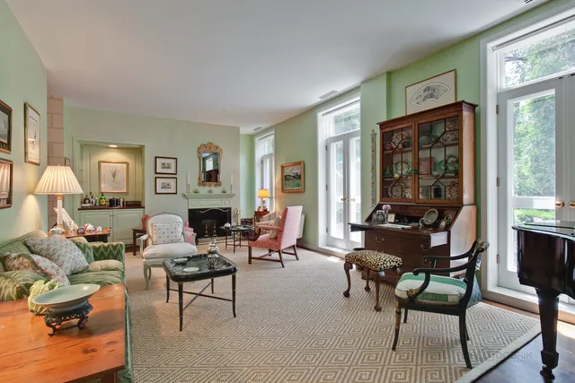 $1,495,000 | 531 North Mayflower Road, Unit 531, Lake Forest, IL 60045