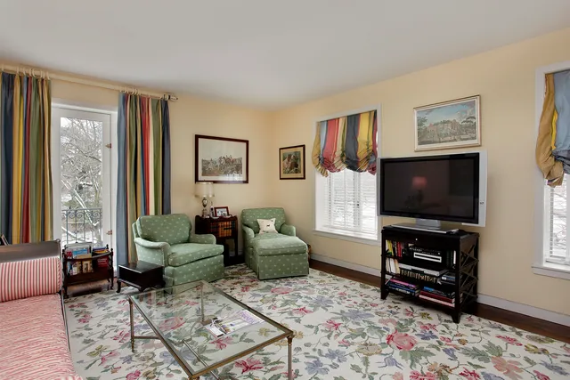 $1,495,000 | 531 North Mayflower Road, Unit 531, Lake Forest, IL 60045