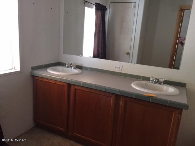 5464 High Moon Road Show Low, AZ 85901 - Photo 17 of 27