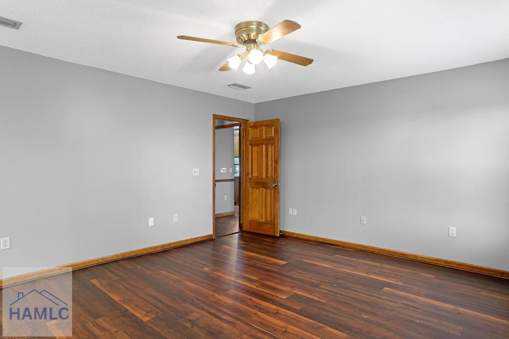 4832 Empire Road Jesup, GA 31545 - Photo 9 of 20 Gallery Image 9