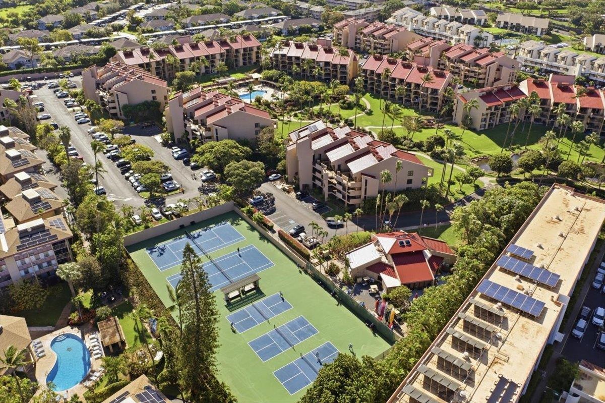 2695 South Kihei Road, Unit 5114 Kihei, HI 96753 - Photo 35 of 47 an aerial view of residential houses with outdoor space