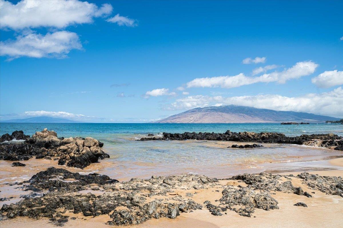 2695 South Kihei Road, Unit 5114 Kihei, HI 96753 - Photo 38 of 47 a view of a ocean with beach