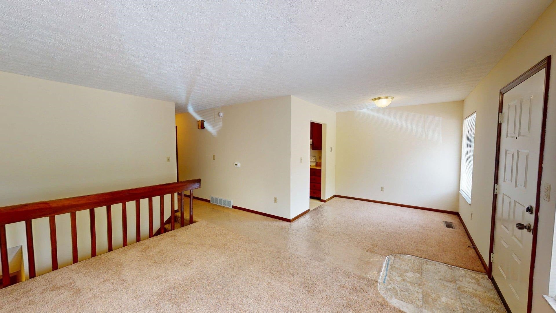 6046 East Pea Ridge Road Huntington, WV 25705 - Photo 4 of 25 Gallery Image 4