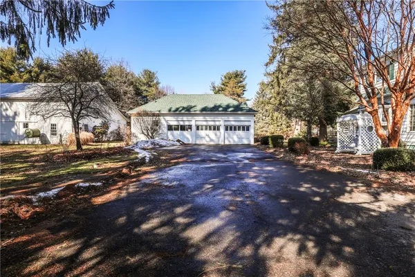 $459,000 | 71 Olcott Road North, Big Flats, NY 14814