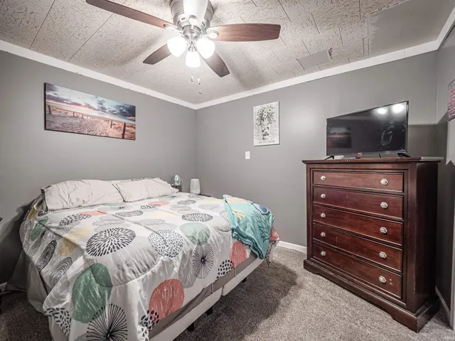 $130,000 | 905 East Jasper Road, Winslow, IN 47598