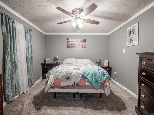 $130,000 | 905 East Jasper Road, Winslow, IN 47598